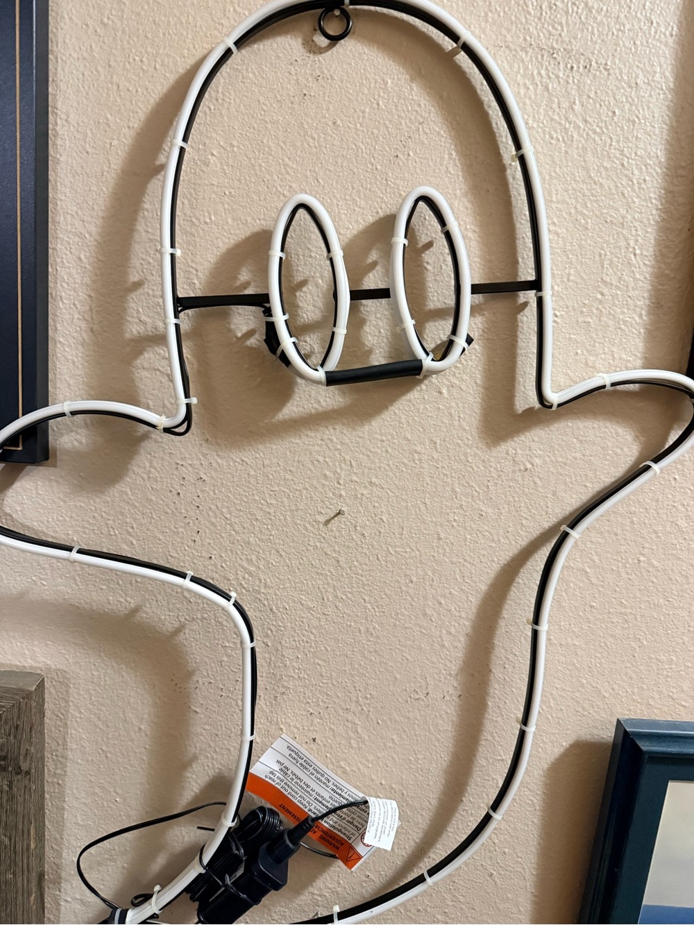 NWT Pottery Barn Kids Halloween Light-Up
Hanging Ghost Neon LED 23.5" White